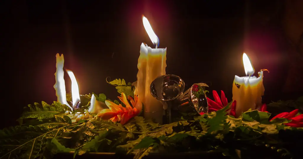 Tændte lys i juletiden